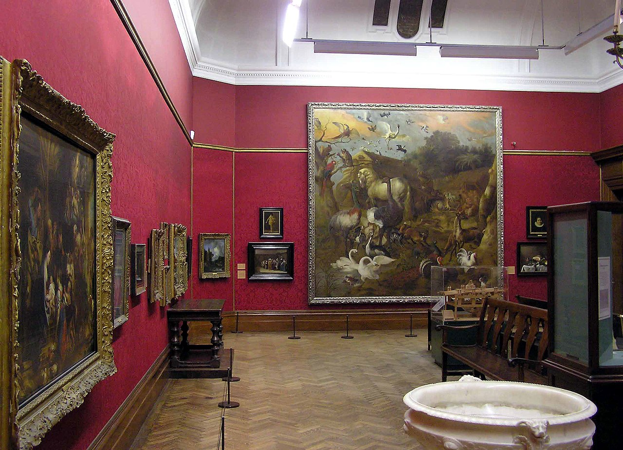 The galleried interior of Bristol Museum and Art Gallery